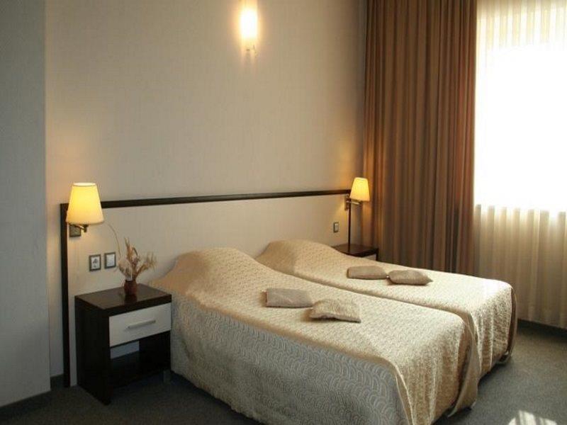 Kendros Hotel Plowdiw Exterior foto