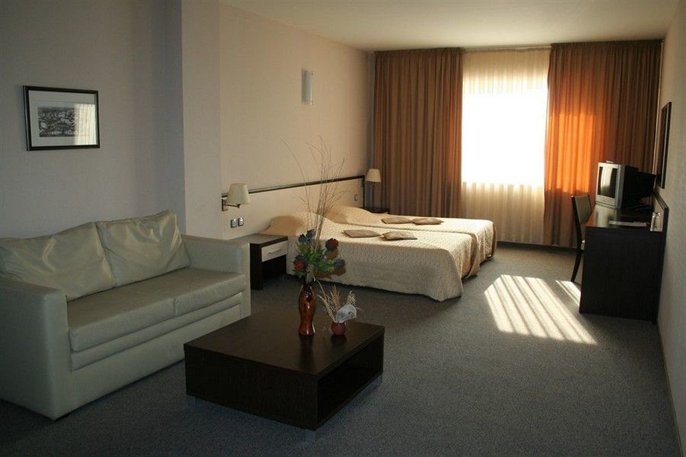 Kendros Hotel Plowdiw Exterior foto